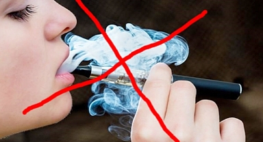 Claiming teens being encouraged to smoke, Australia to ban vaping