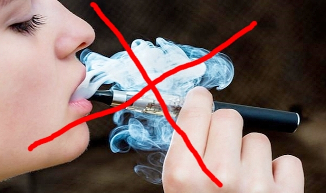 Claiming teens being encouraged to smoke, Australia to ban vaping