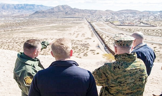 Extra troops sent to Texas border as flood of migrants expected