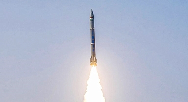 India successfully test-fires two more surface-to-air missiles off 