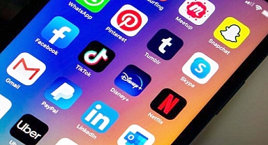 To end fraud, Vietnam to require social media users to verify identity