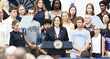 WSJ Poll: Harris Narrows Gap with Trump in Presidential Race