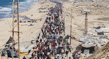 Israel Begins Troop Withdrawal as Gaza Cease-Fire Takes Effect