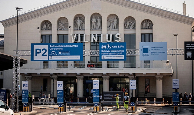 Balloon Threat at Vilnius Airport: Flights Suspended for Hours