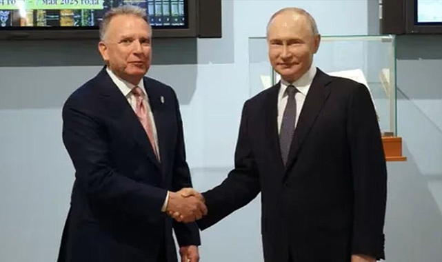 Washington Reopens Moscow Channel in Search of a Difficult Peace